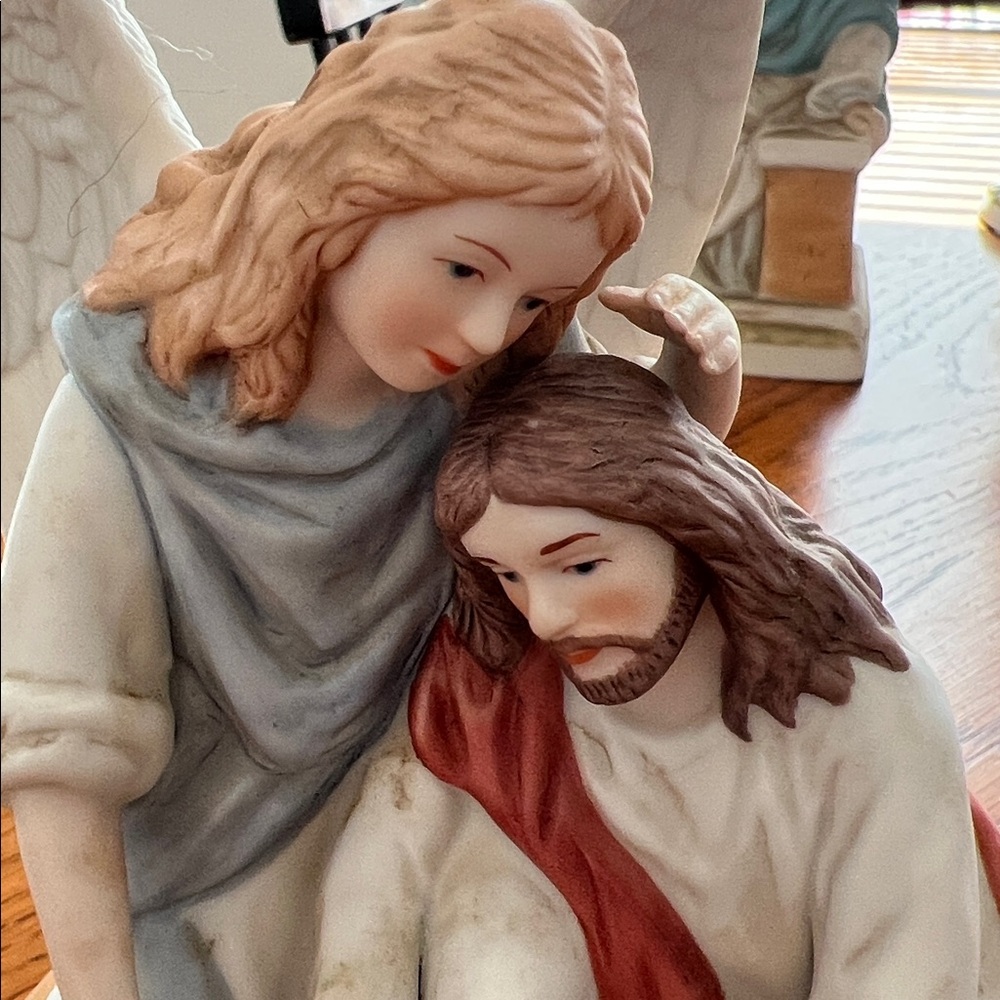 Home Interiors 'With These Wings' Figurine - Picture 7 of 8